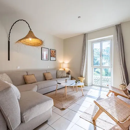 Apartment Francia-3 By Interhome